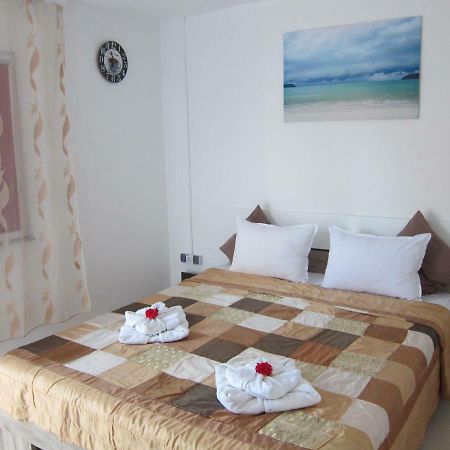 Hotel Casa Gherghisan Costinesti Zewnętrze zdjęcie